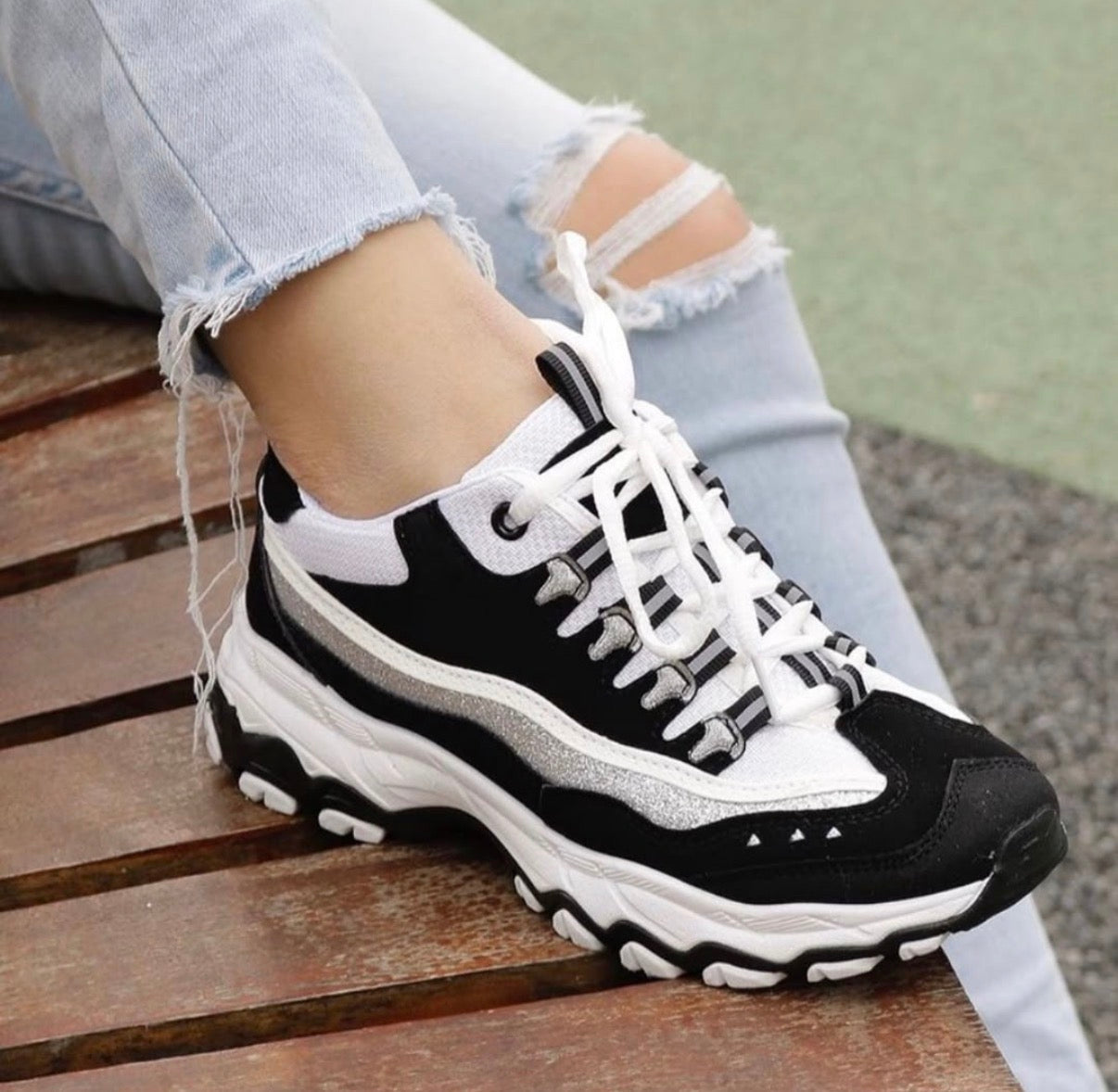 Zapatilla Chunky Glitter Blanco y Plata