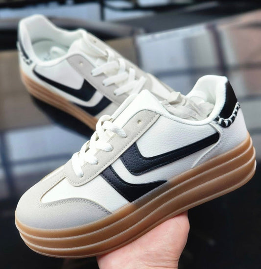 Zapatilla Old Skool Blanco y Gris